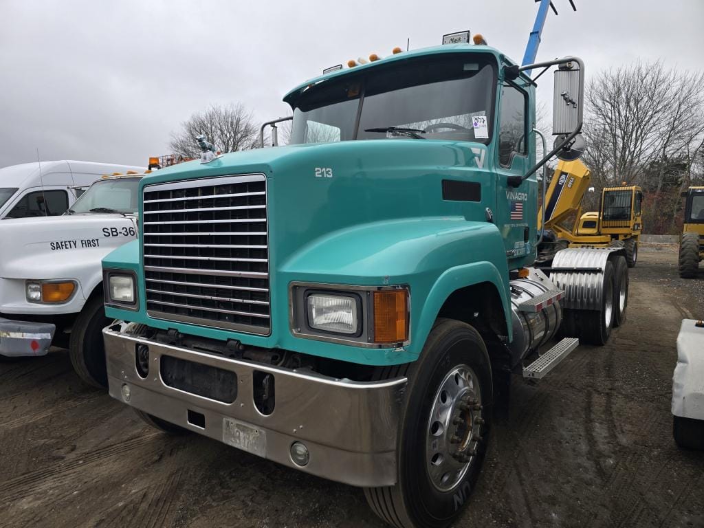 2008 Mack CHU613 Equipment Image0