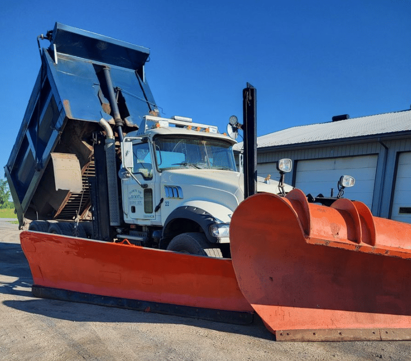 2008 Mack Granite Equipment Image0