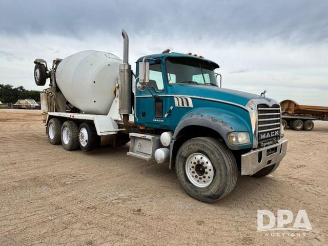 Image of Mack GU713 equipment image 4