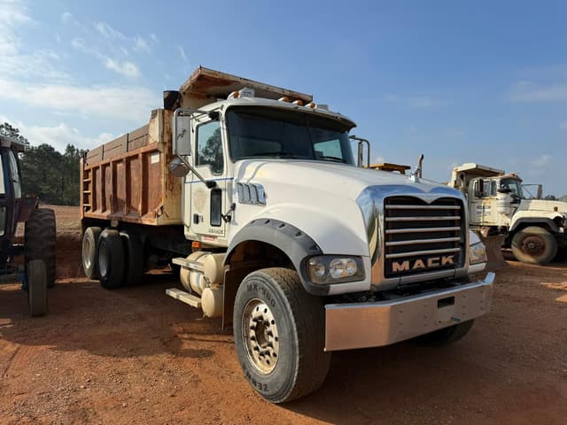 Image of Mack GU equipment image 1