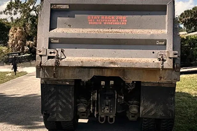 Image of Mack Granite equipment image 4