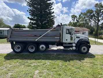 Main image Mack Granite