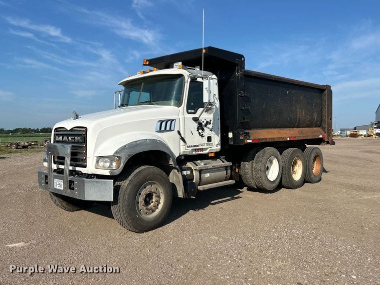 2008 Mack GU700 Equipment Image0