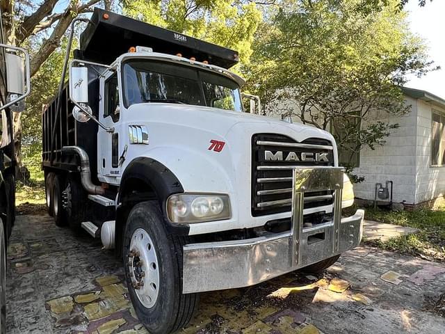 Image of Mack GU713 equipment image 3