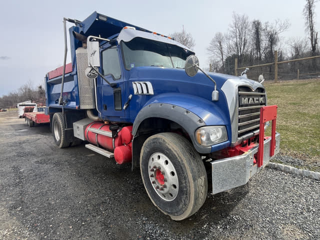 Image of Mack GU713 equipment image 3