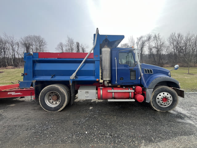 Image of Mack GU713 equipment image 2