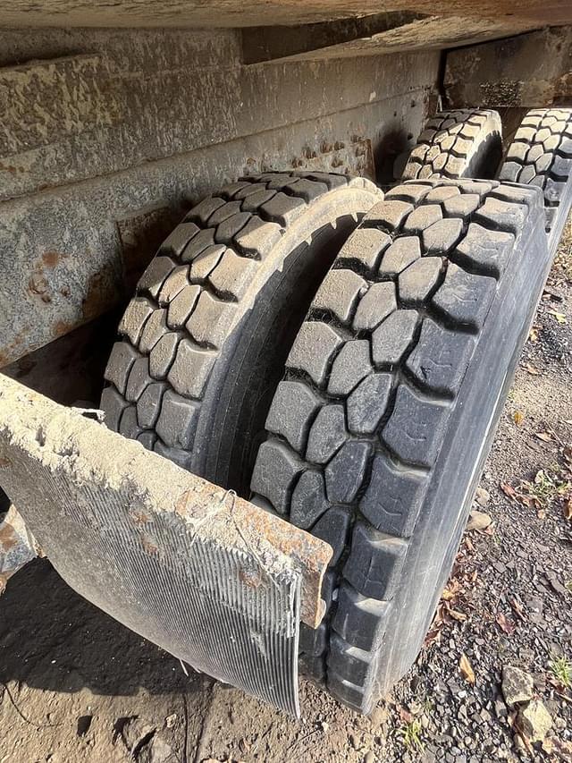 Image of Mack LEU613 equipment image 4