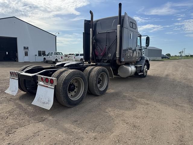 Image of Mack Pinnacle CXU613 equipment image 4