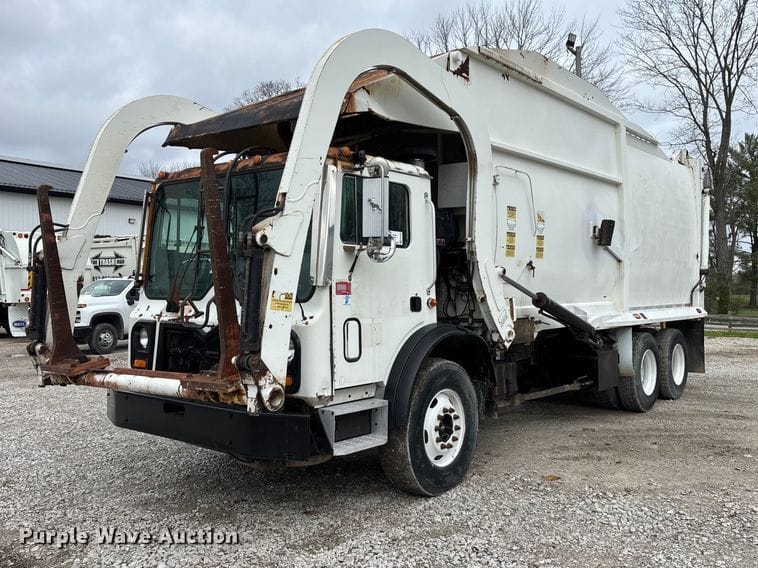 2008 Mack MRU613 Equipment Image0