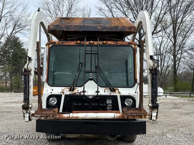 Image of Mack MRU613 equipment image 1