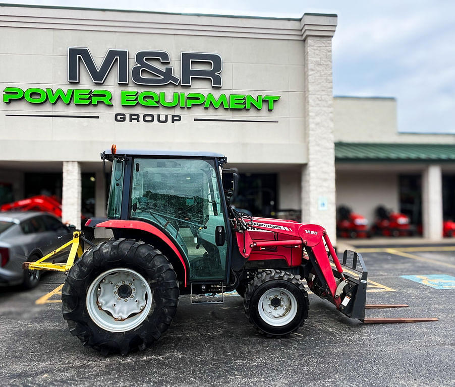 Image of Massey Ferguson 1533 Image 0