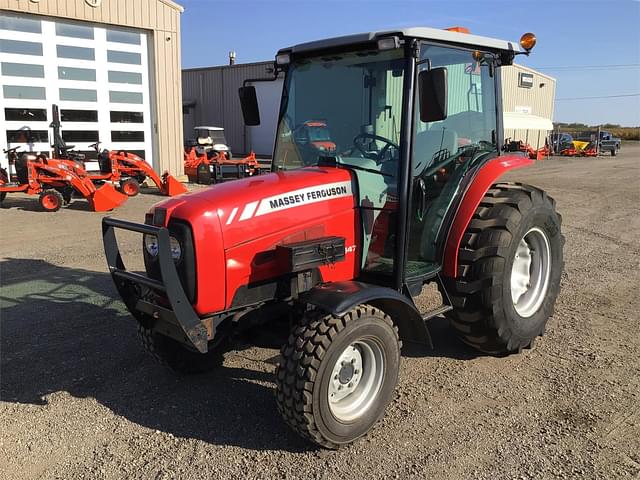 Image of Massey Ferguson 1547 equipment image 1