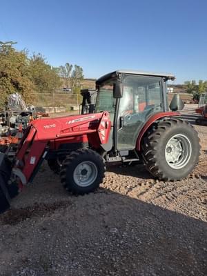2008 Massey Ferguson 1560 Image