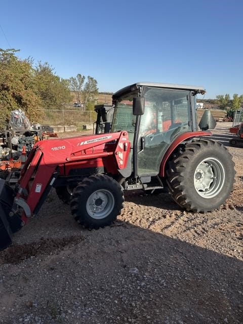 Main image Massey Ferguson 1560