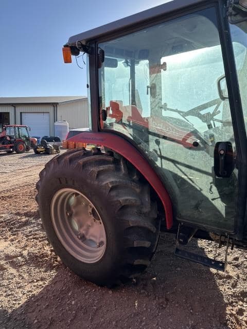 Image of Massey Ferguson 1560 equipment image 3