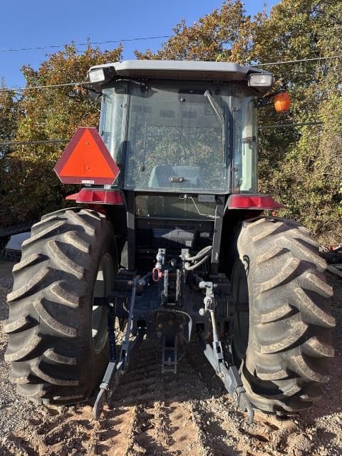 Image of Massey Ferguson 1560 equipment image 4