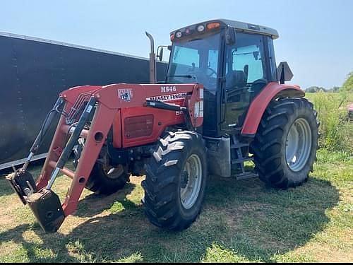 Image of Massey Ferguson 5455 equipment image 4