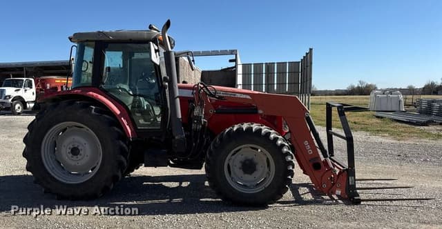 Image of Massey Ferguson 5465 equipment image 3