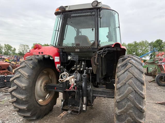 Image of Massey Ferguson 5465 equipment image 3