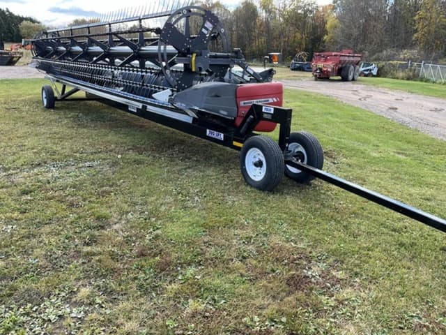 Image of Massey Ferguson 8200 equipment image 2