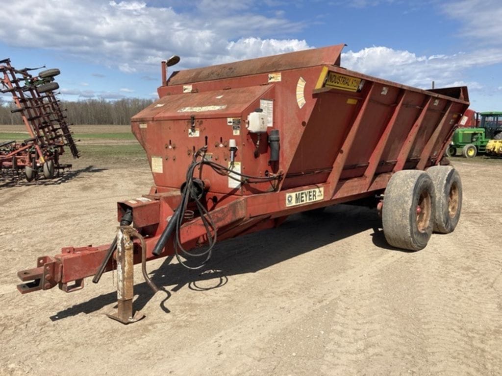2008 Meyer 8720 Equipment Image0