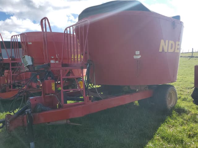 Image of NDE 704 equipment image 1