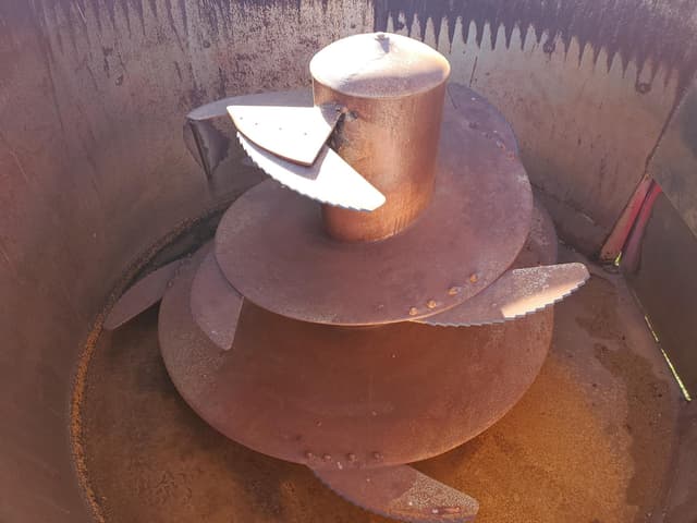 Image of NDE 804 equipment image 2