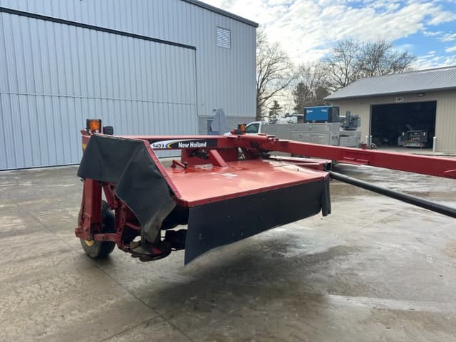 Image of New Holland 1409 equipment image 4