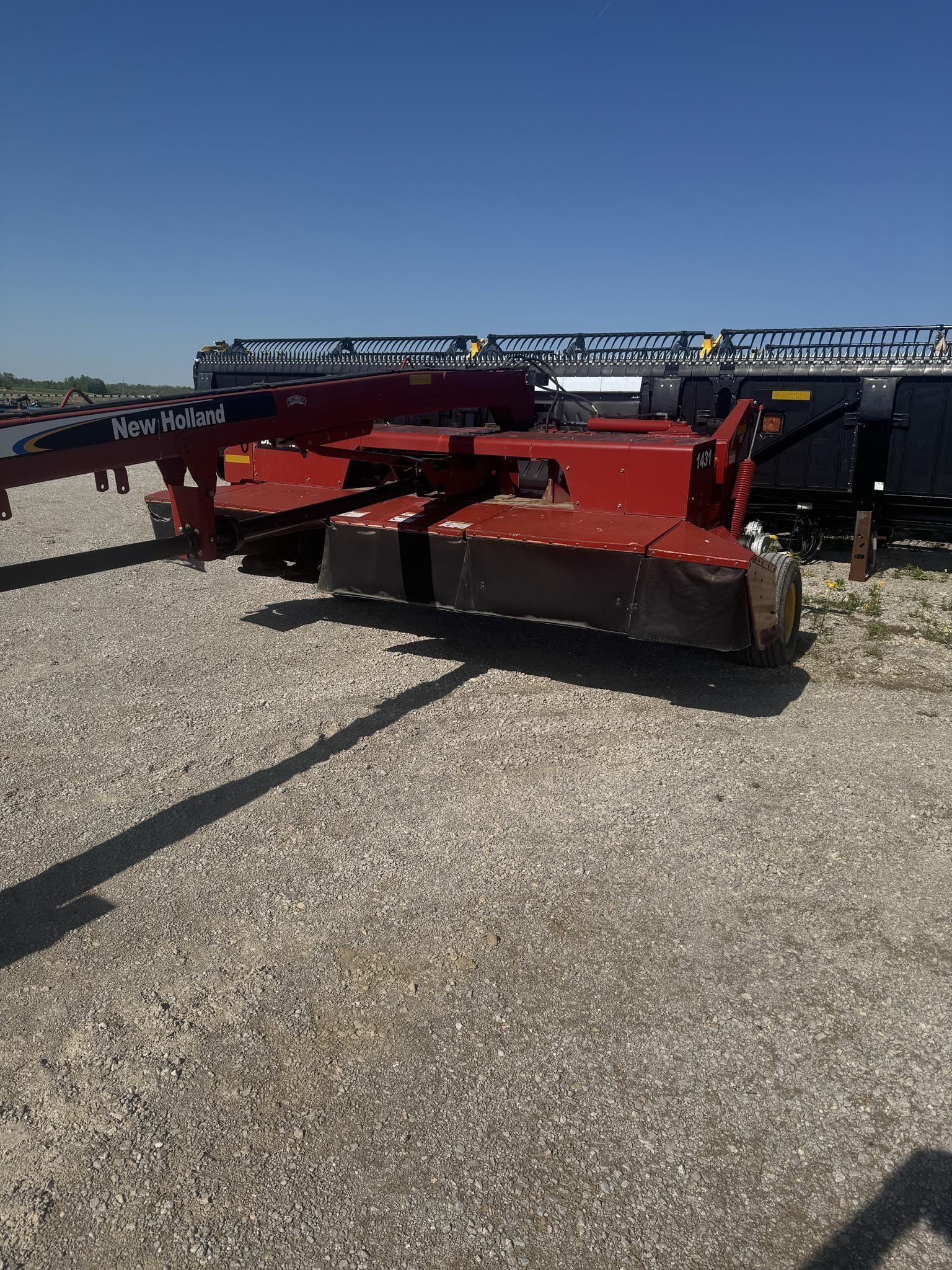 2008 New Holland 1431 Equipment Image0