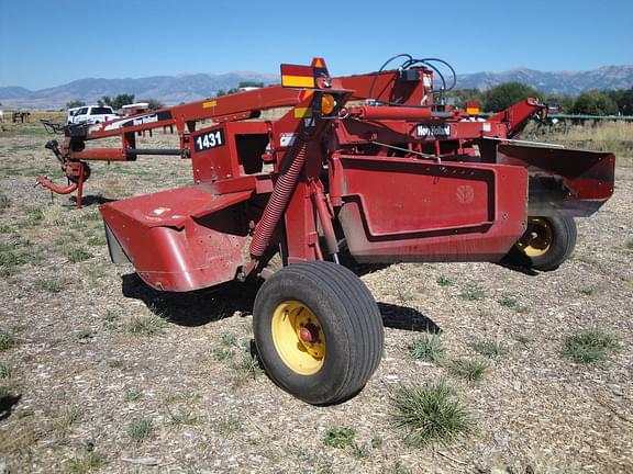 Image of New Holland 1431 equipment image 1