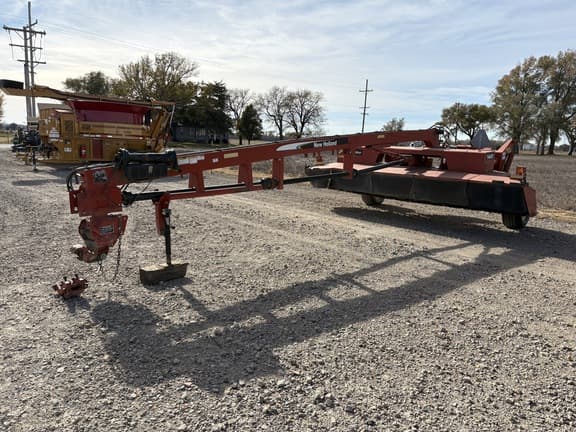 Image of New Holland 1441 equipment image 2