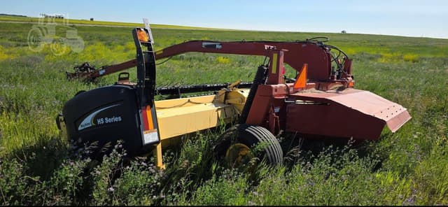 Image of New Holland 1475 equipment image 4