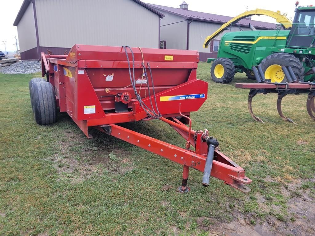 2008 New Holland 195 Equipment Image0