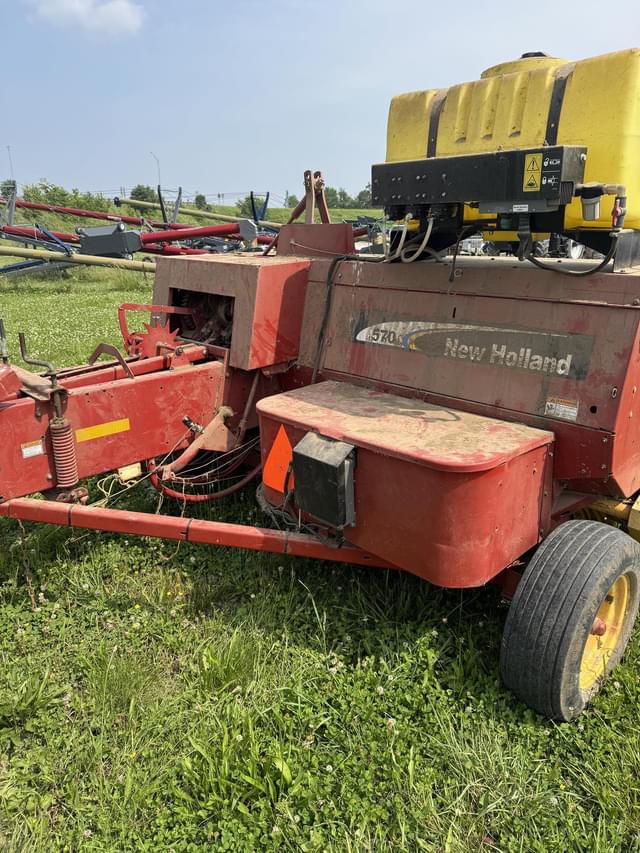Image of New Holland 570 equipment image 2
