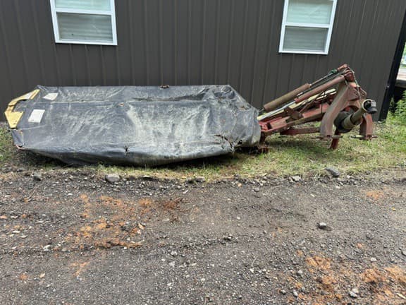 Image of New Holland 617 equipment image 3