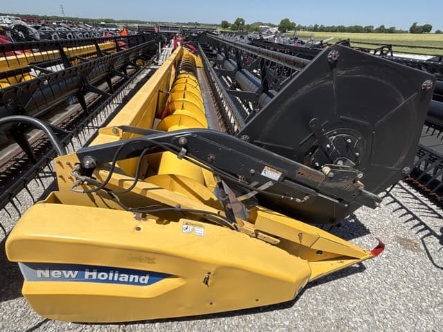Image of New Holland 74C-35F equipment image 1