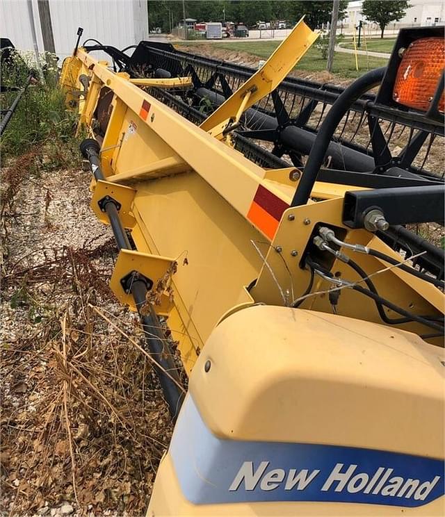 Image of New Holland 74C equipment image 2