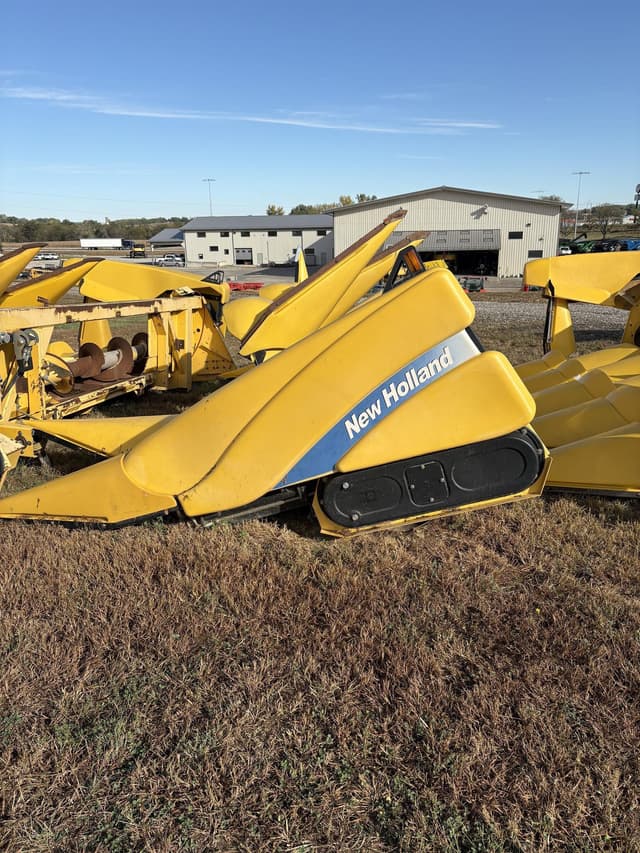 Image of New Holland 98C equipment image 1