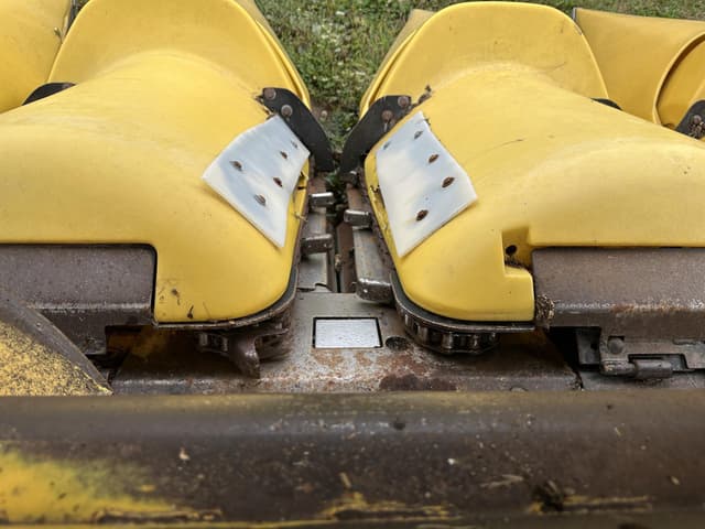 Image of New Holland 99C equipment image 4