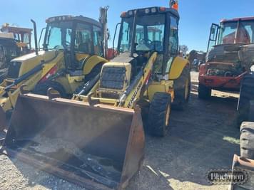 Main image New Holland B110