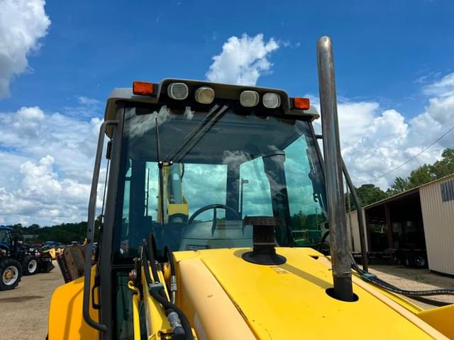 Image of New Holland B110 equipment image 4