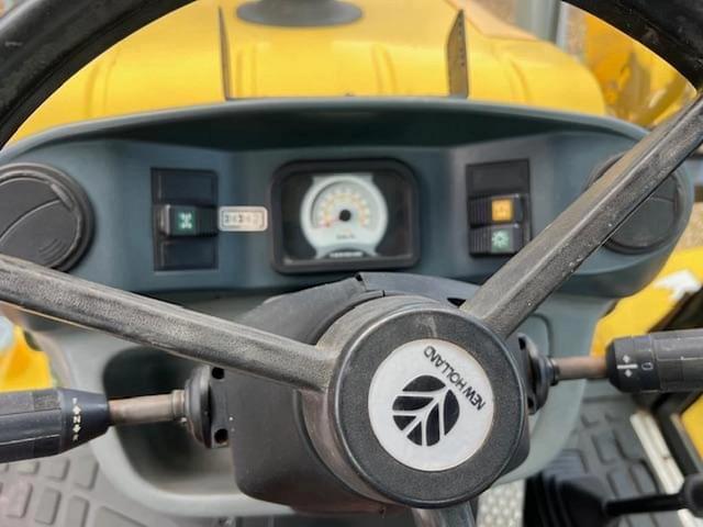 Image of New Holland B110 equipment image 2