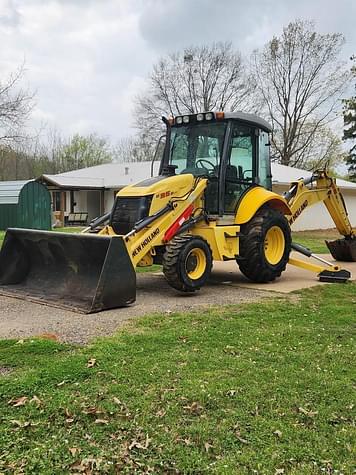 Main image New Holland B95B