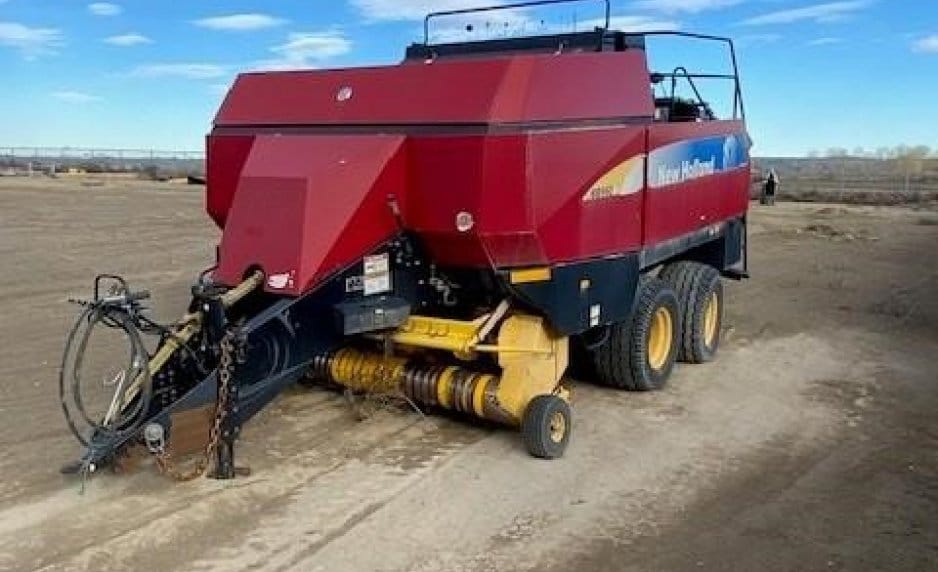 2008 New Holland BB960 Equipment Image0