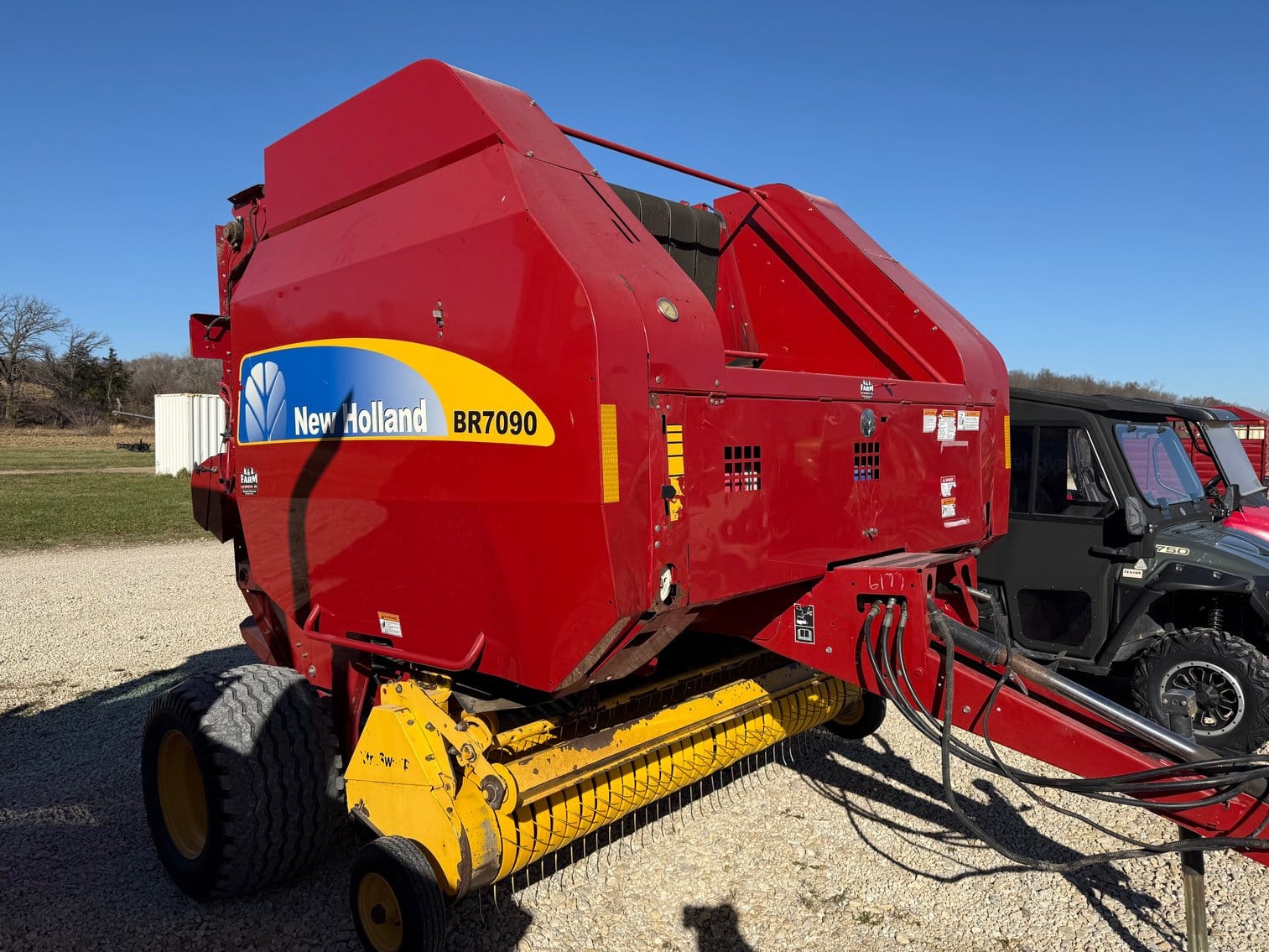 2008 New Holland BR7090 Equipment Image0