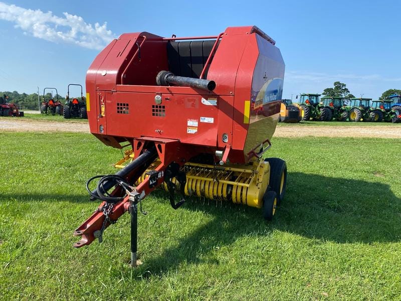 2008 New Holland BR7060 Silage Special Equipment Image0