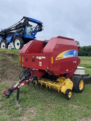 2008 New Holland BR7060 Image