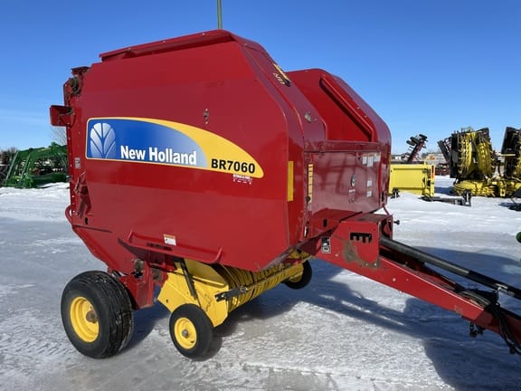 Main image New Holland BR7060
