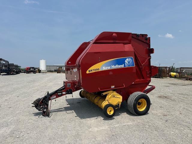 Image of New Holland BR7090 Primary image