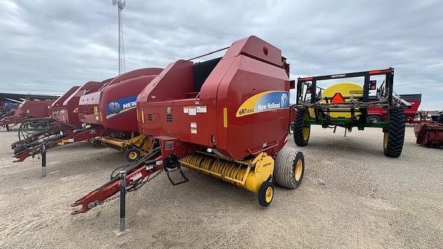 Image of New Holland BR7090 Primary image